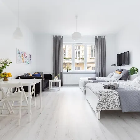 Palm Aparts View Apartment Warsaw